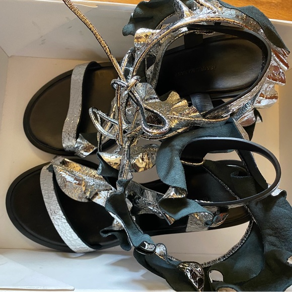 Isabel Marant Ruffle Ansel Leather Heels NWT - Picture 5 of 16